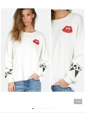 Lauren Moshi Lee Skull Lip